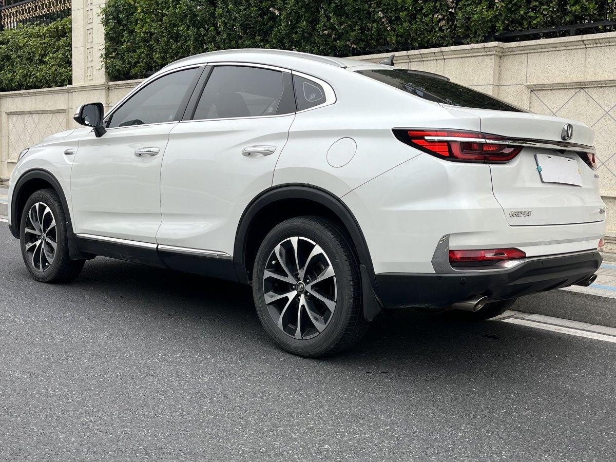 2020年2月長(zhǎng)安 CS85 COUPE  2019款  1.5T 動(dòng)版 國(guó)VI