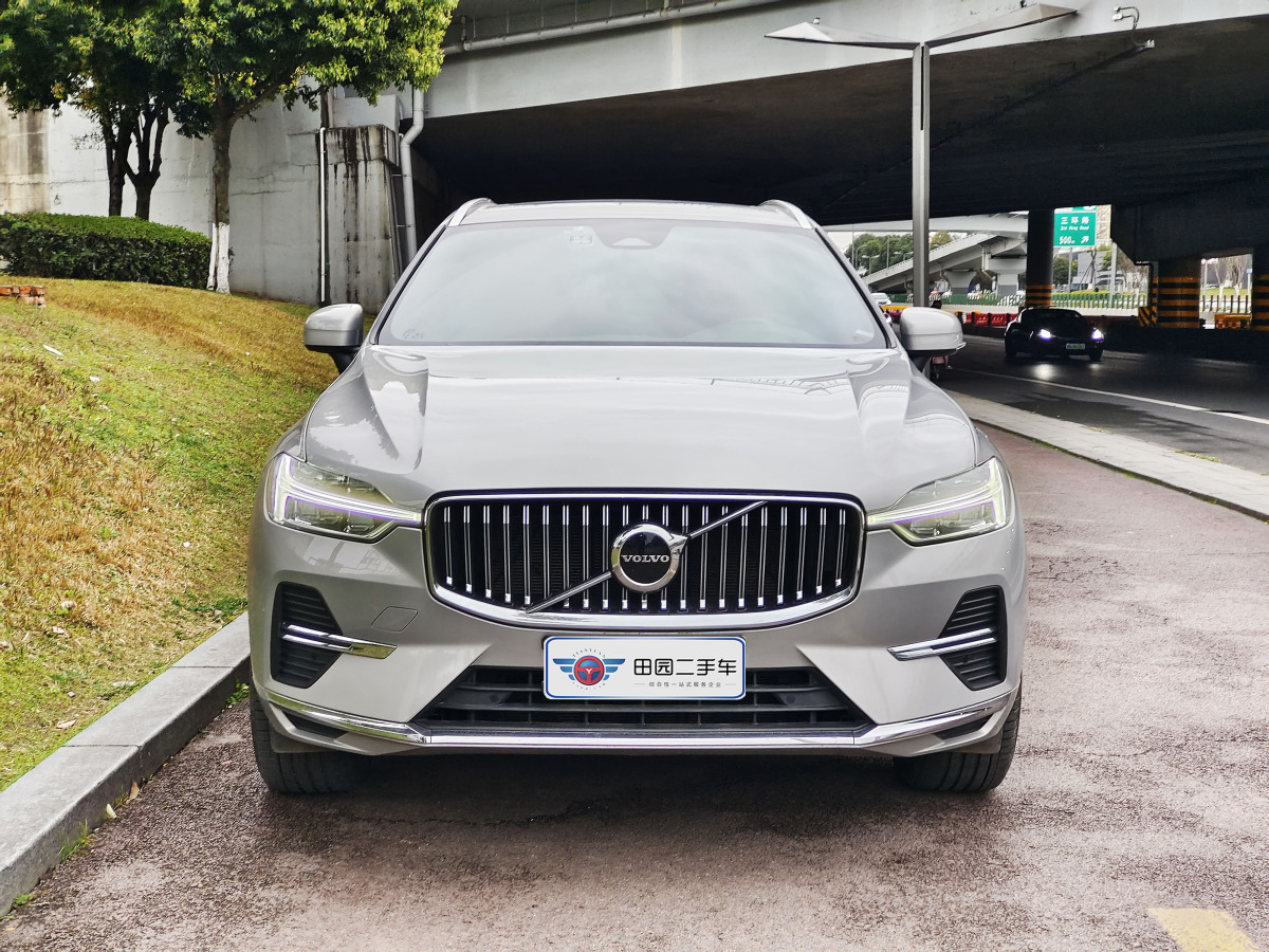 沃爾沃 XC60  2023款 B5 四驅智遠豪華版圖片