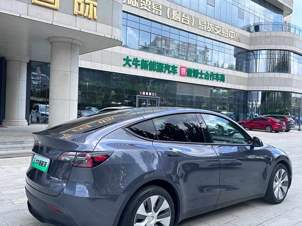 特斯拉 Model 3  2021款 長(zhǎng)續(xù)航全輪驅(qū)動(dòng)版 3D7圖片