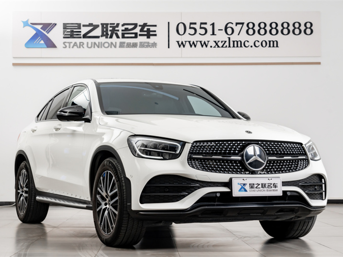 奔馳 奔馳GLC  2023款 GLC 260 4MATIC 轎跑SUV圖片