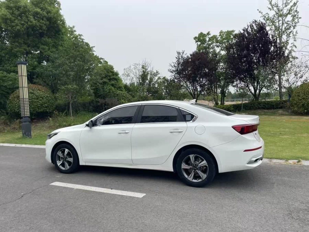 起亞 K3  2019款  1.5L CVT智享互聯(lián)版圖片