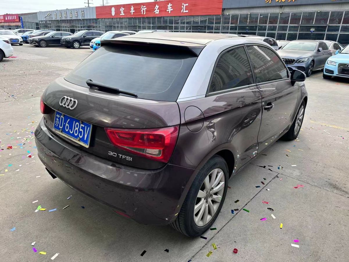 奧迪 奧迪A1  2014款 A1 1.4TFSI 30TFSI 技術型圖片