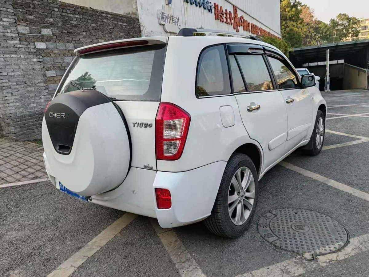 啟辰 R50  2013款 1.6L 北斗導(dǎo)航版圖片