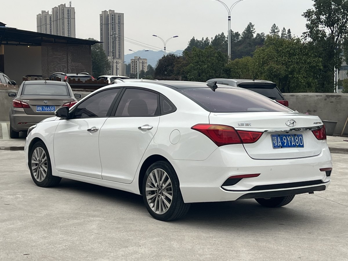 現(xiàn)代 名圖  2014款 1.8L 自動智能型GLS圖片