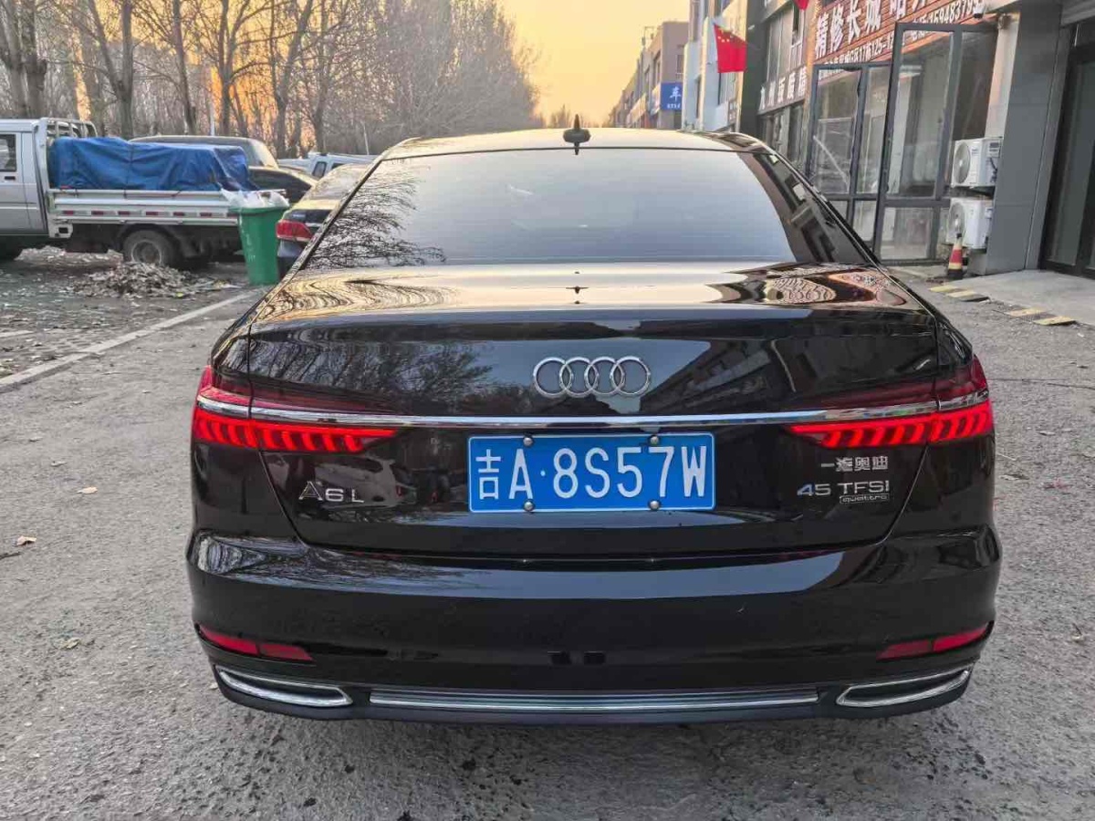 奧迪 奧迪A6L  2020款 45 TFSI quattro 臻選致雅型圖片