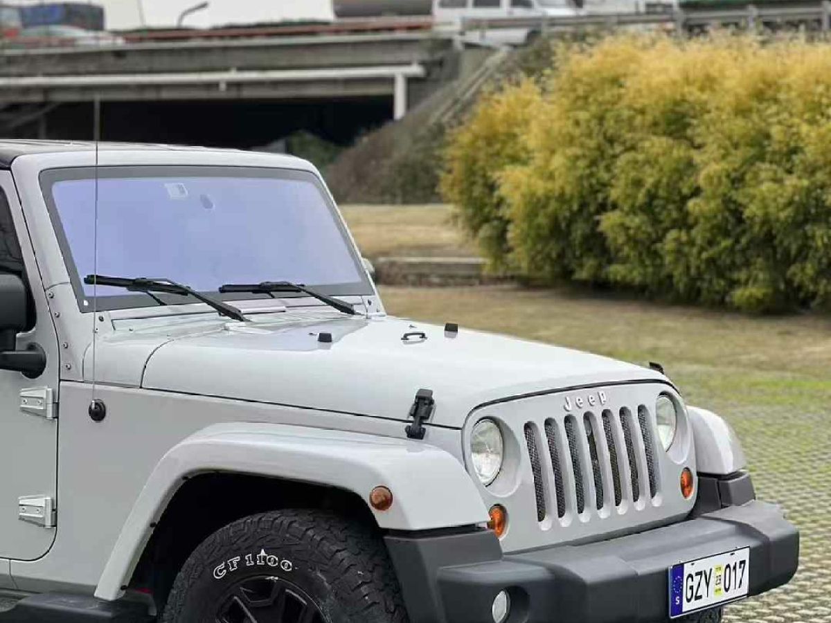 Jeep 牧馬人  2013款 3.6L Rubicon 兩門版圖片