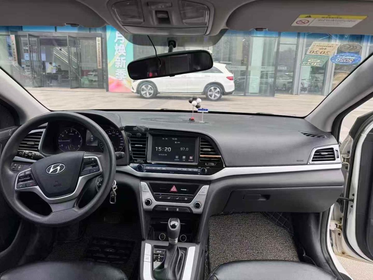 現(xiàn)代 領(lǐng)動(dòng)  2018款 1.4T 雙離合炫動(dòng)?旗艦型圖片