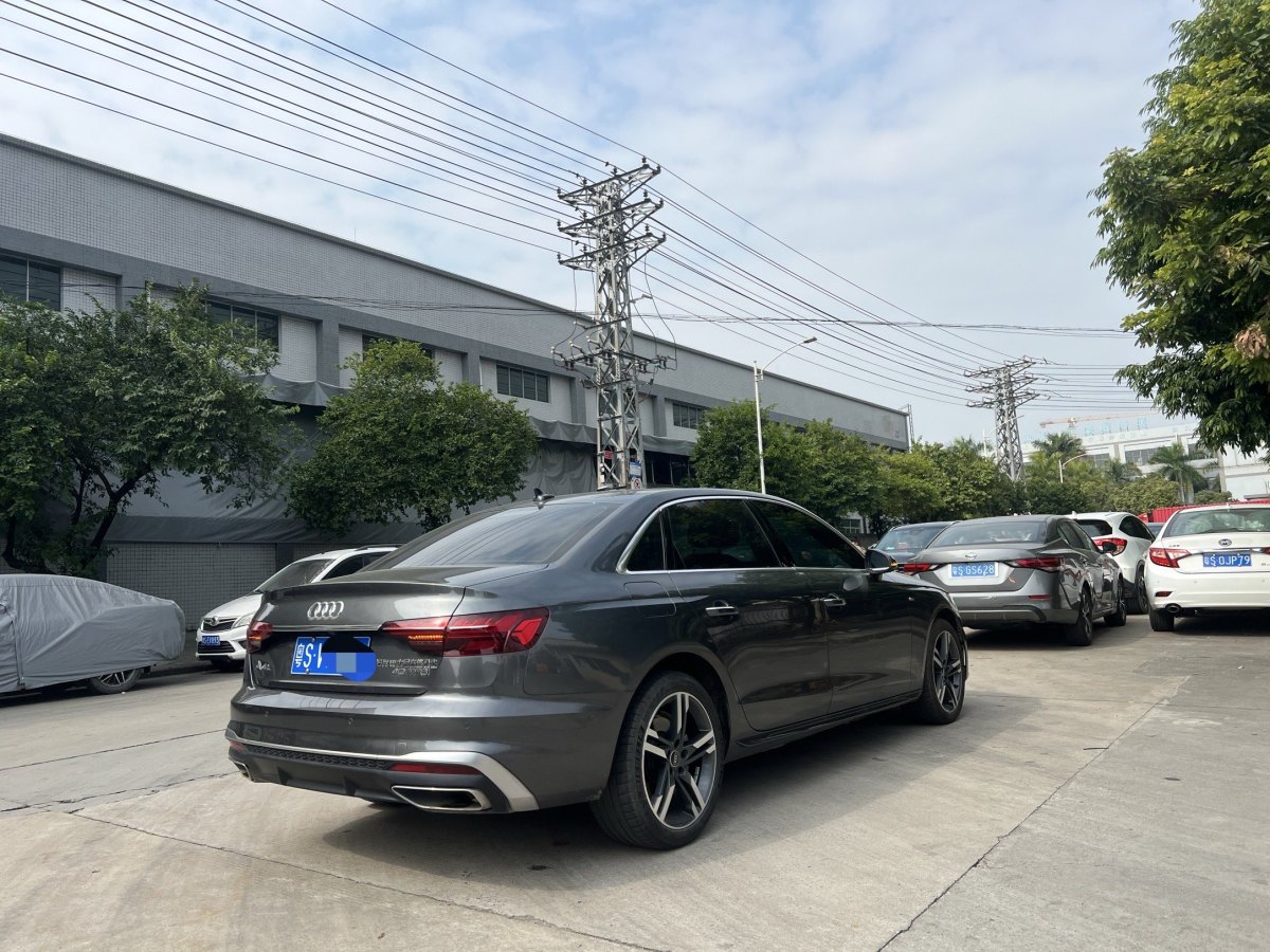 奧迪 奧迪A4L  2022款 40 TFSI 時尚動感型圖片