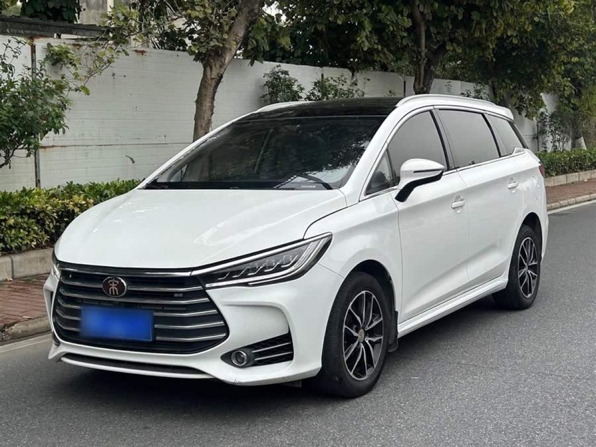 比亞迪 宋MAX  2017款 1.5T 自動(dòng)智聯(lián)精英型 7座圖片