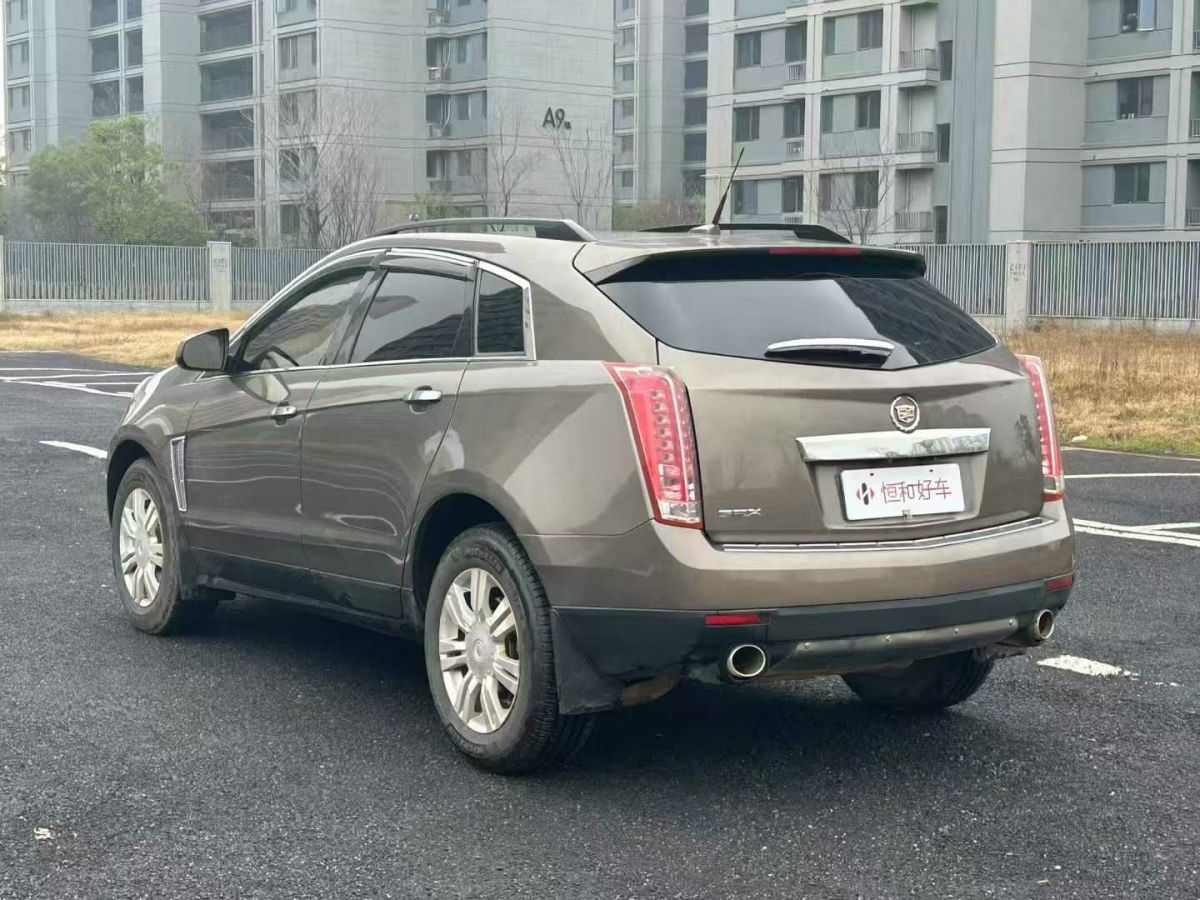 凱迪拉克 SRX  2015款 3.0L 精英型圖片