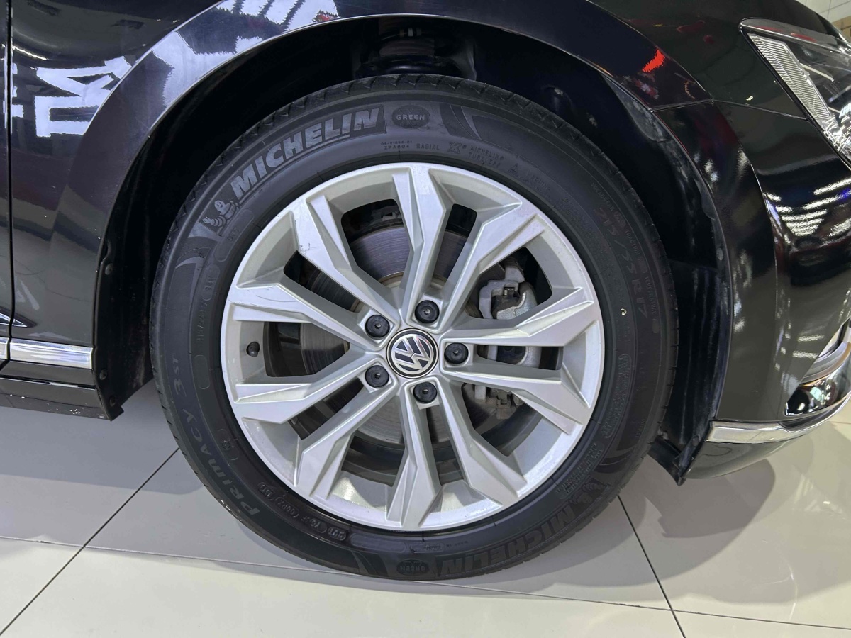 大众 迈腾  2019款  330TSI DSG 豪华型 国VI图片