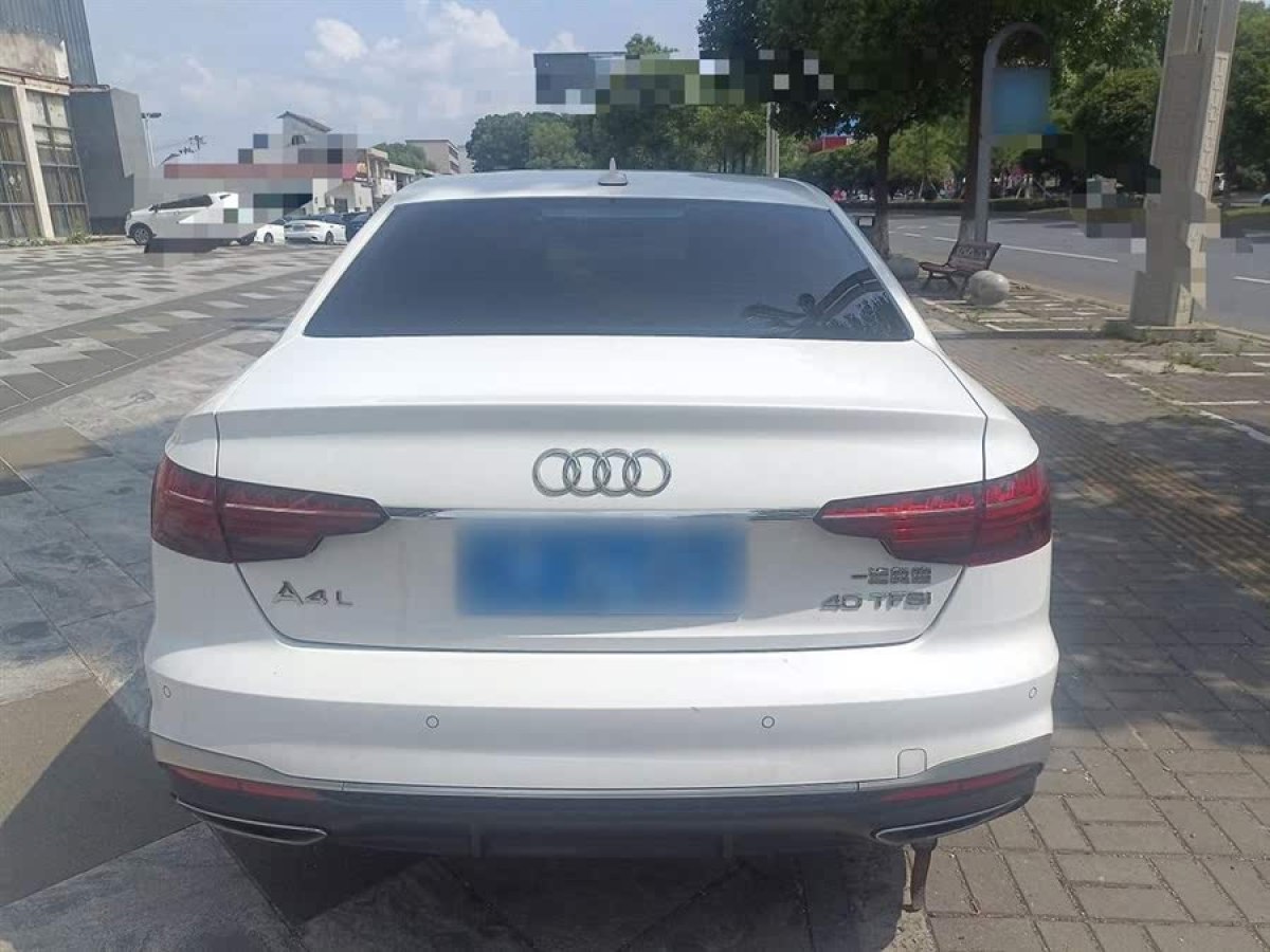 奧迪 奧迪A4L  2022款 40 TFSI 豪華動感型圖片