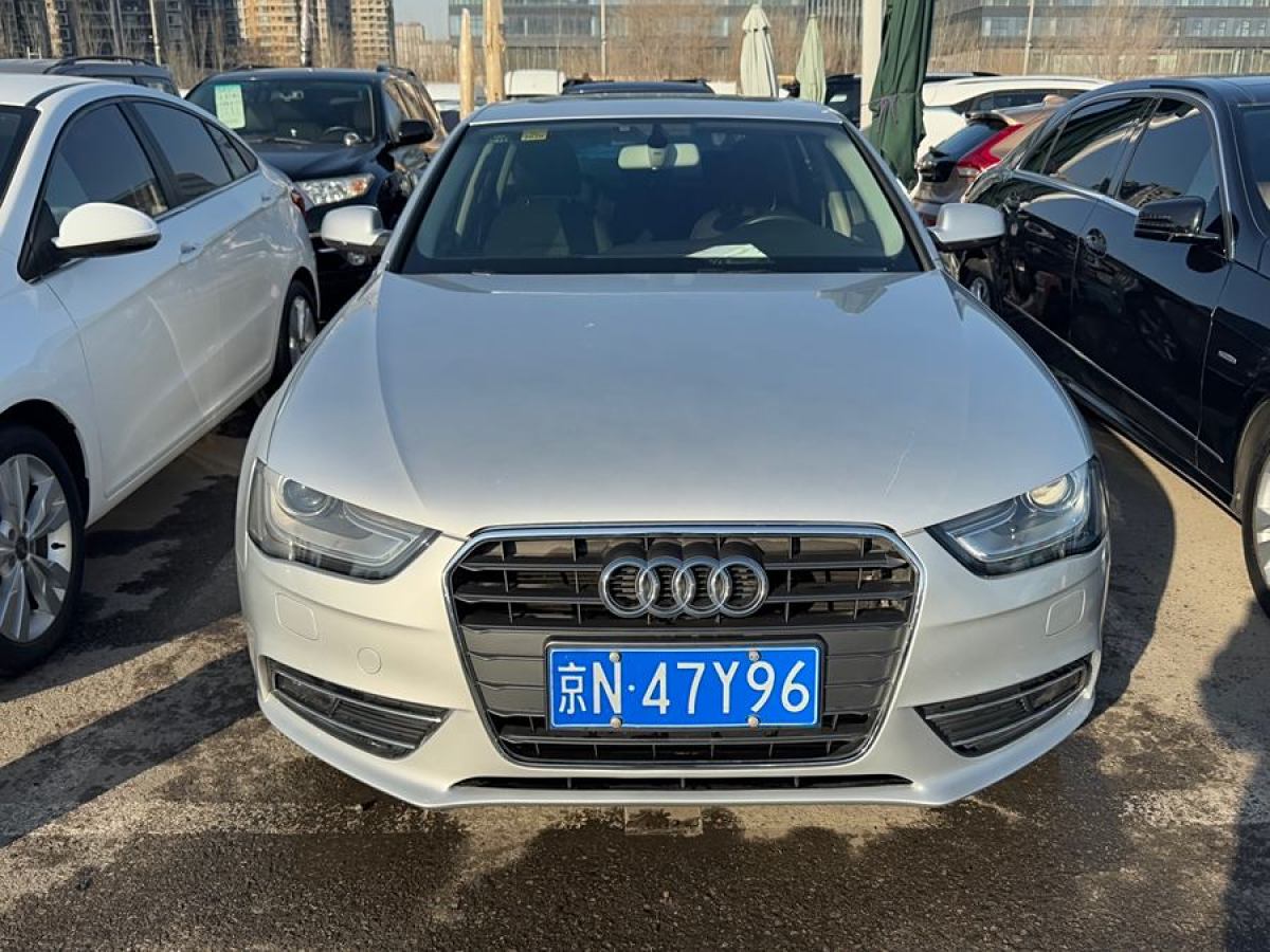 奧迪 奧迪A4L  2013款 35 TFSI 自動標準型圖片