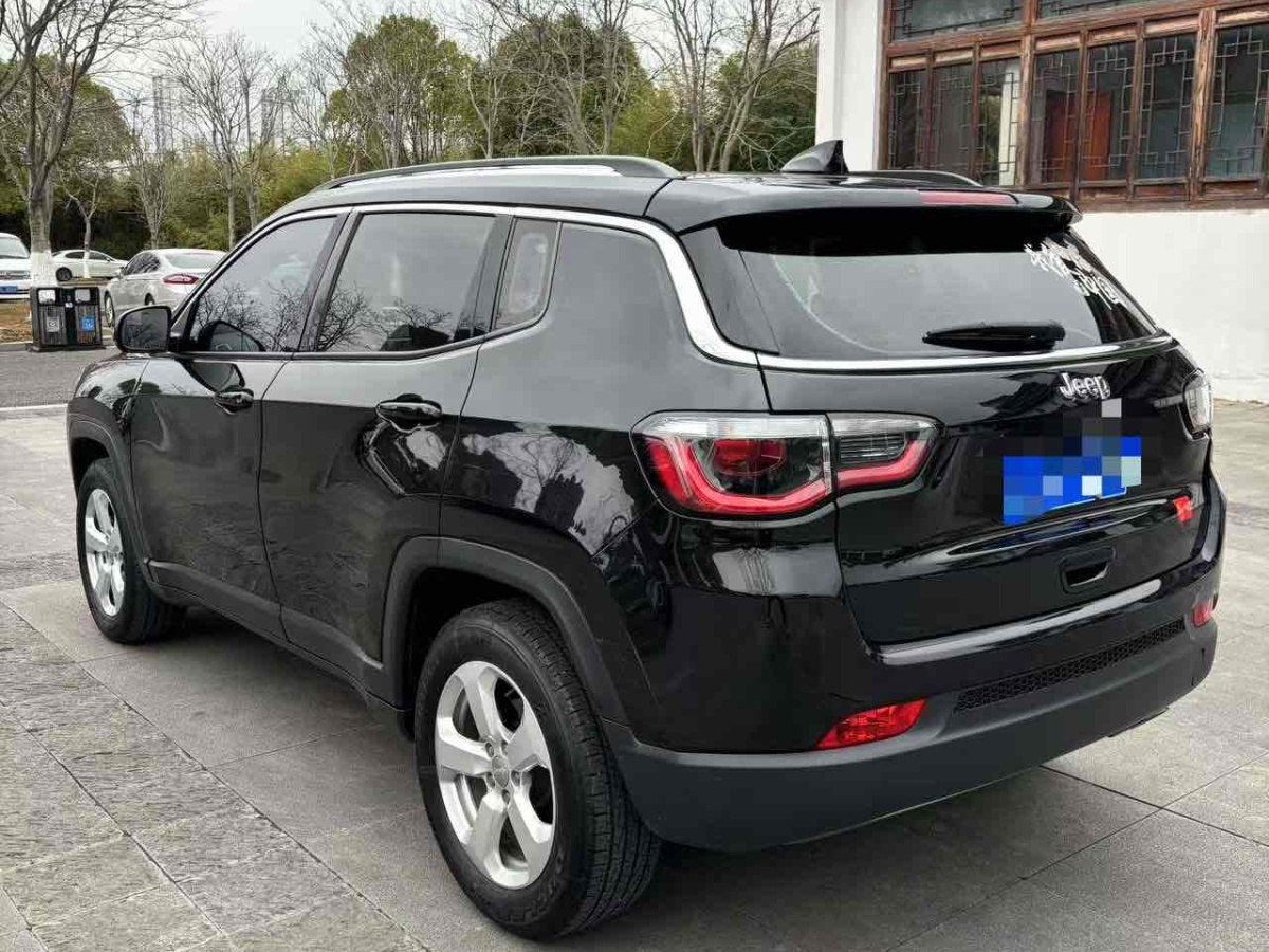 Jeep 指南者  2019款  220T 自動(dòng)馭享版圖片