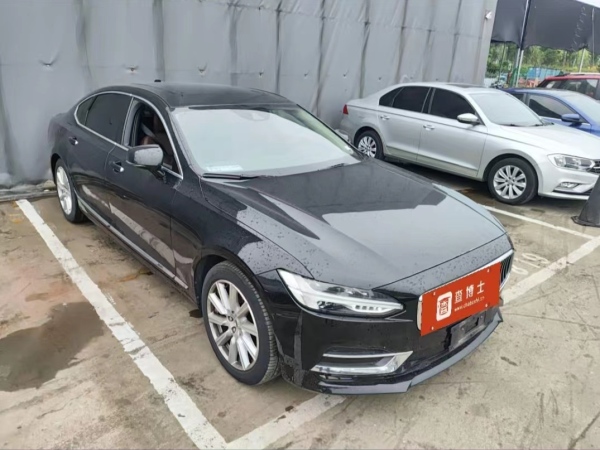 沃尔沃 S90  2020款 改款 T5 智逸运动版