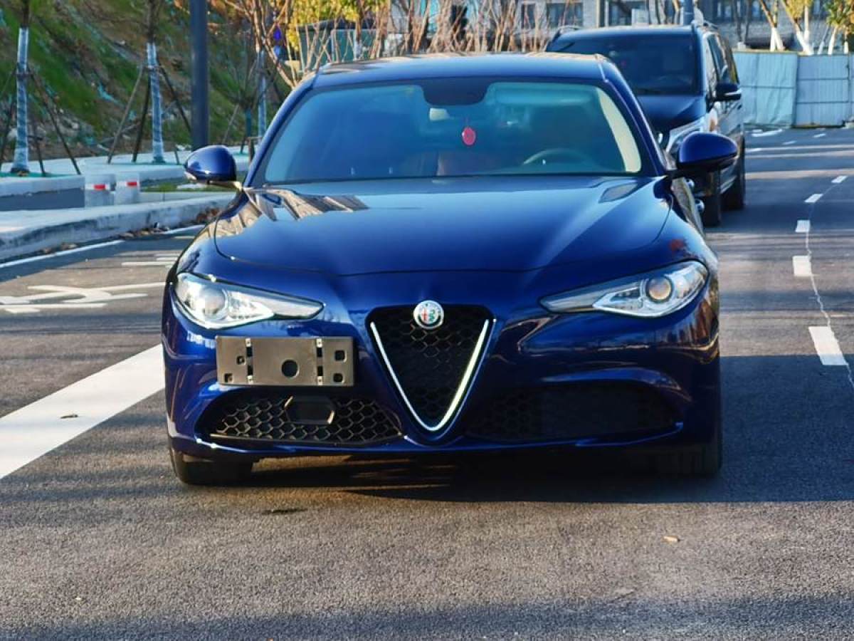 阿爾法·羅密歐 Giulia  2017款 2.0T 200HP 精英版圖片