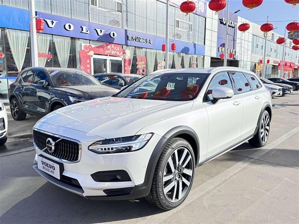 2023年12月沃爾沃 V90  2024款 Cross Country B5 AWD 智尊版