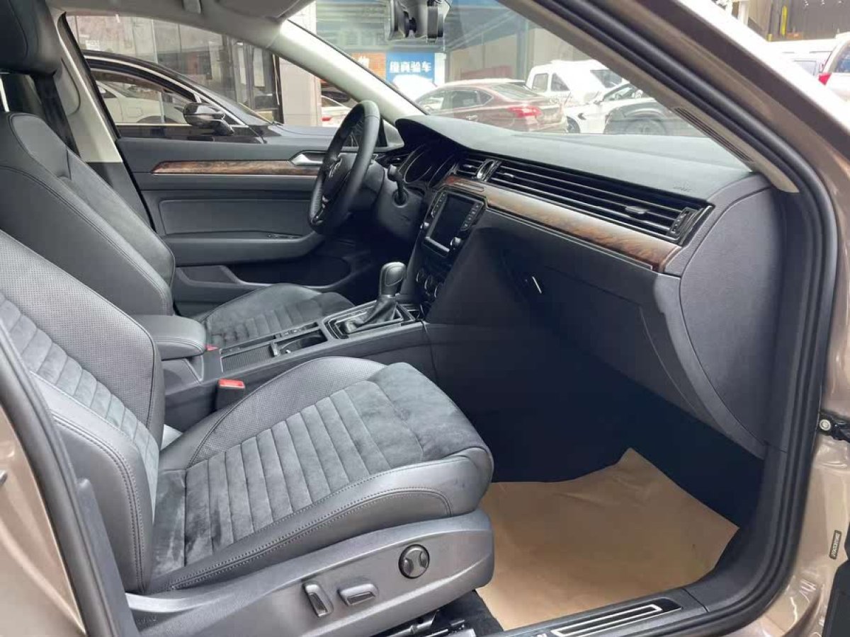 大眾 邁騰  2017款 330TSI DSG 尊貴型圖片