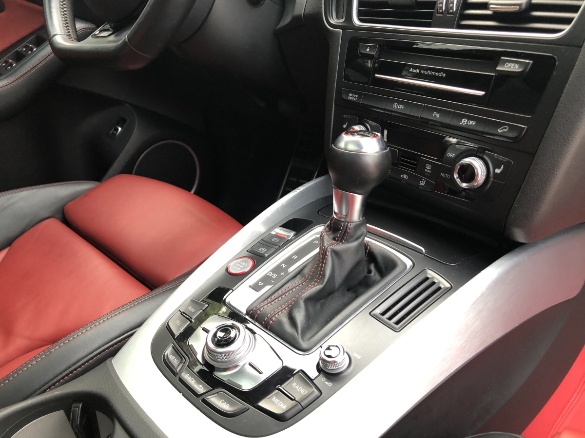 奧迪 奧迪SQ5  2014款 SQ5 3.0 TFSI quattro圖片
