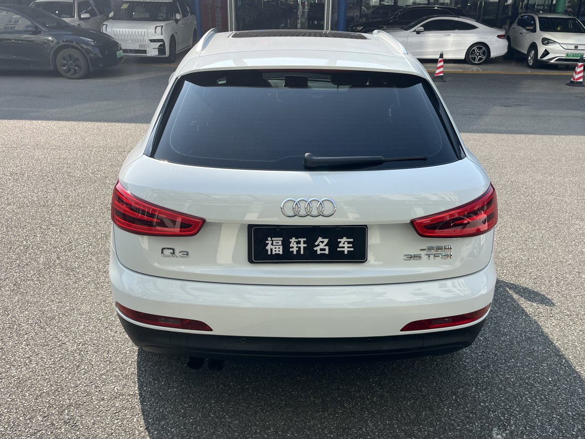 2015年9月奧迪 奧迪Q3  2013款 35TFSI 舒適型