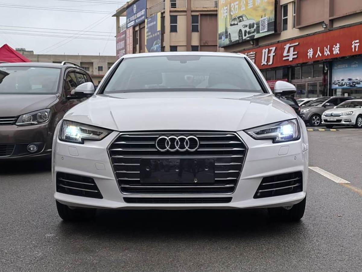 奧迪 奧迪A4L  2018款 30周年年型 40 TFSI 進(jìn)取型圖片