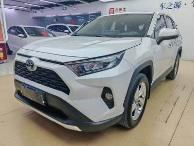 2020年10月 豐田 RAV4榮放 2.0L CVT兩驅(qū)風(fēng)尚PLUS版圖片