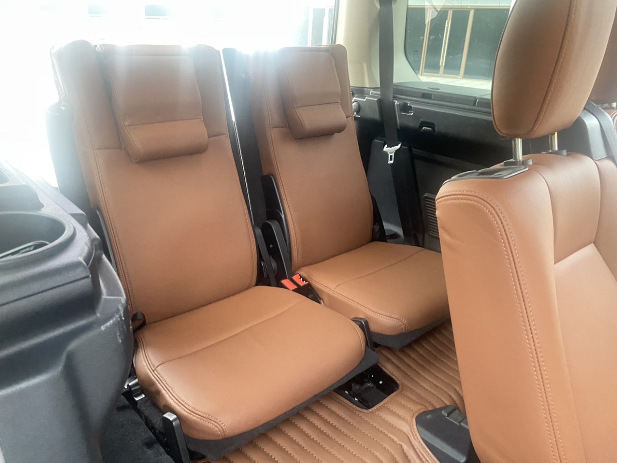 路虎 發(fā)現(xiàn)  2012款 3.0 SDV6 HSE 柴油版圖片