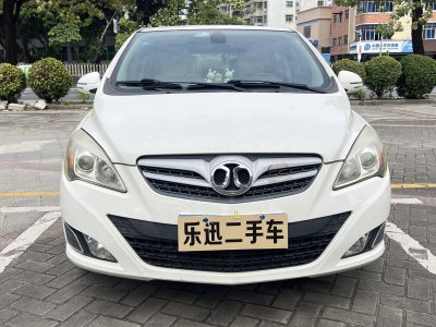 2014年8月 北京 北京汽車E系列 兩廂 1.5L 自動(dòng)樂(lè)享版圖片