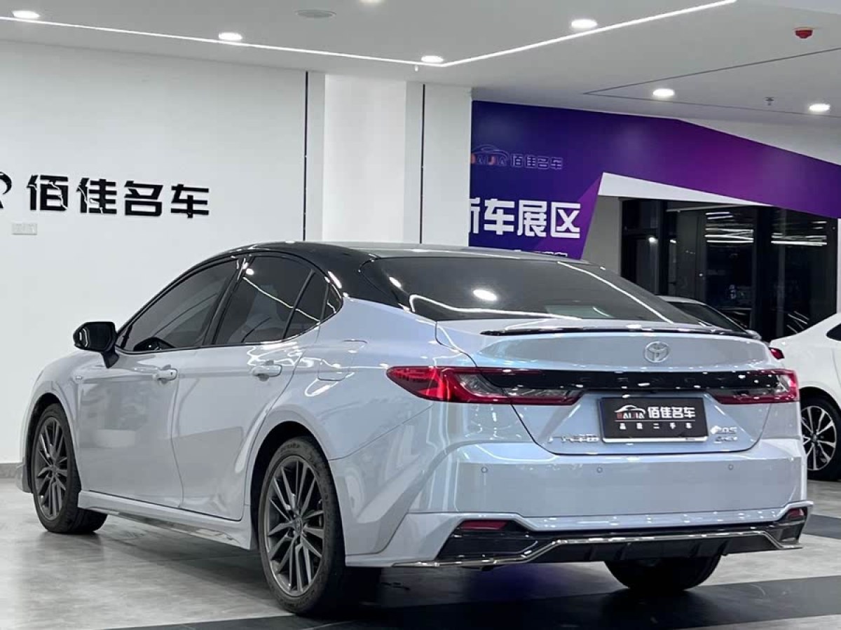 豐田 凱美瑞  2024款 雙擎 2.0HXS 運動PLUS版圖片