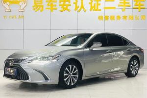 ES 雷克萨斯 200 豪华版