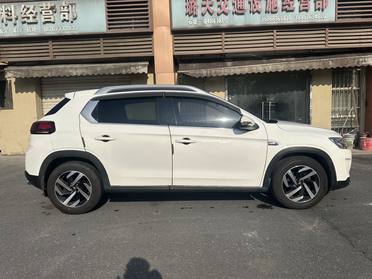 雪鐵龍 C3-XR  2015款 1.6L 手動時尚型圖片