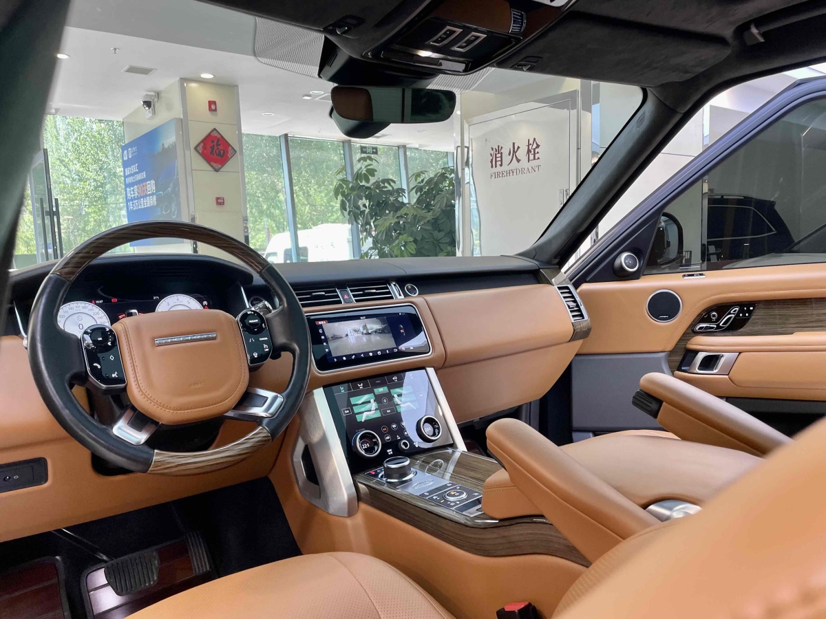 路虎 攬勝  2016款 3.0T 標(biāo)準(zhǔn)軸距 HSE 美規(guī)版圖片