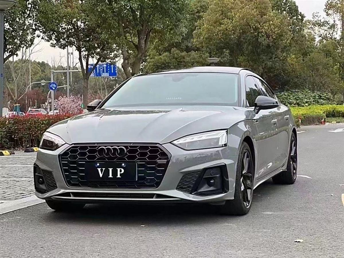 2022年2月奧迪 奧迪A5  2023款 Sportback 40 TFSI 時(shí)尚動(dòng)感型