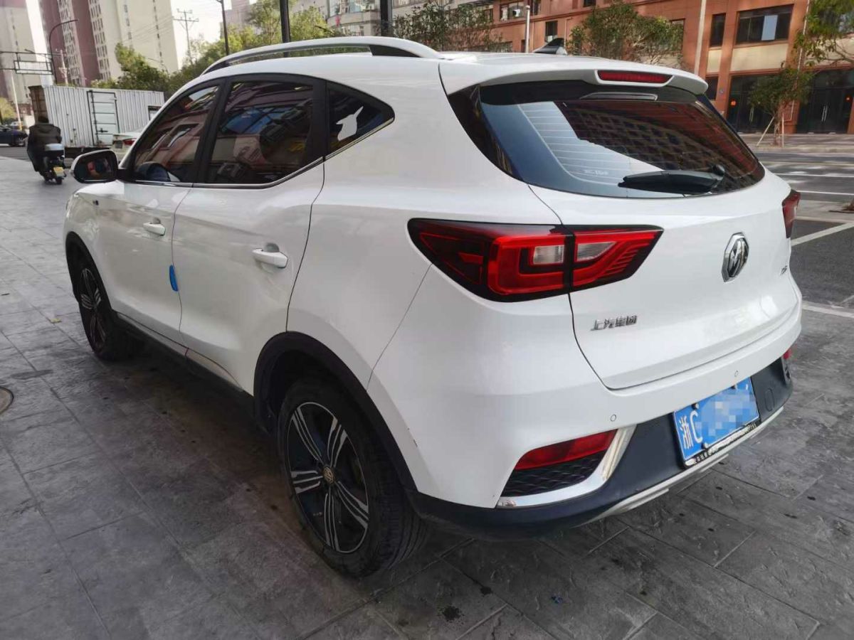 名爵 名爵ZS  2019款  1.5L 手動(dòng)65寸巨幕天窗全球版 國(guó)VI圖片