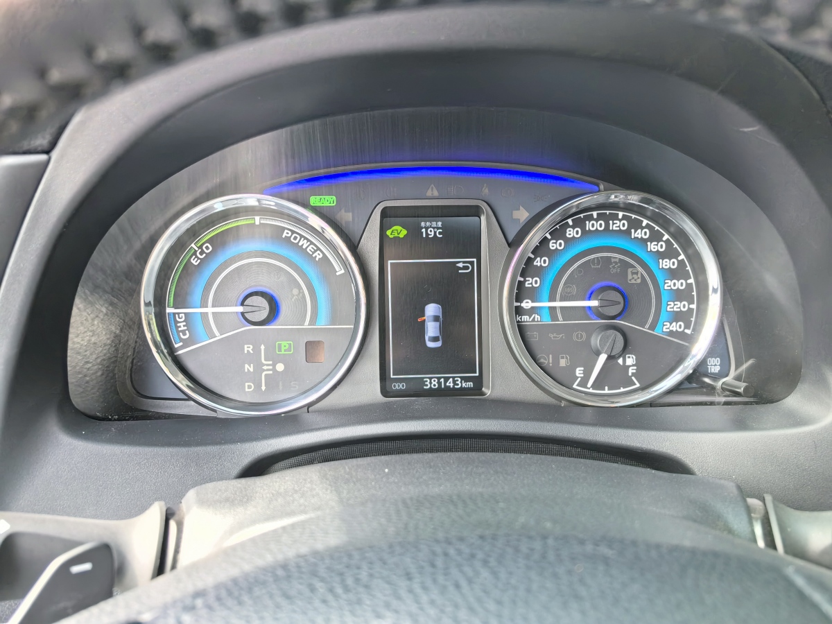 2018年5月丰田 卡罗拉  2017款 改款双擎 1.8L E-CVT精英版