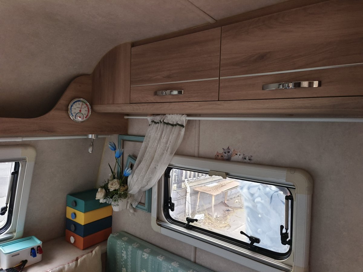 上汽大通 RV90  2021款 2.0T生活家V90自行式C型房車豪華版大額頭后拓圖片