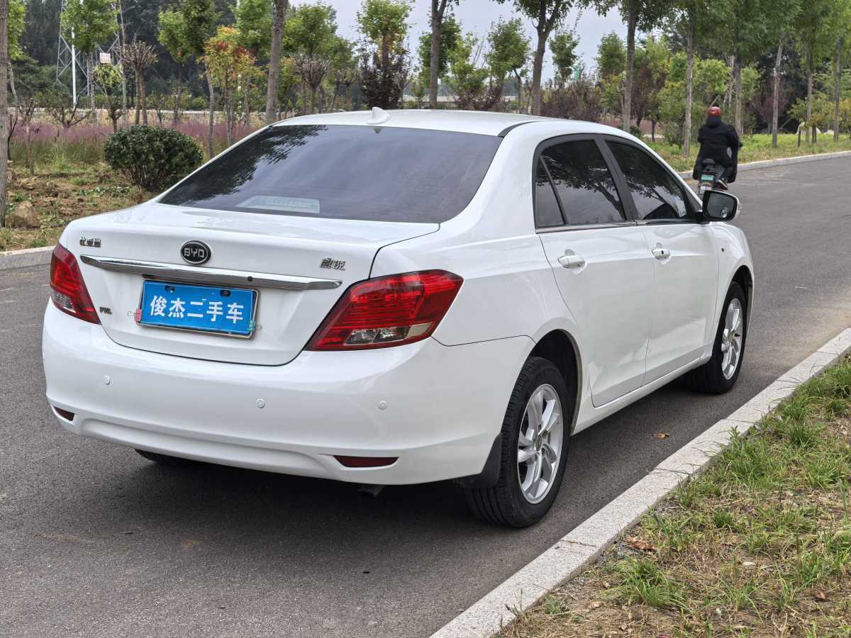 比亞迪 速銳  2015款 改款 1.5L 手動豪華型圖片