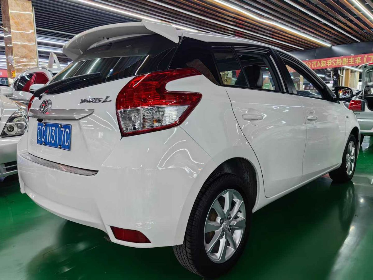 豐田 YARiS L 致炫  2015款 1.5G 手動炫動天窗特別版圖片