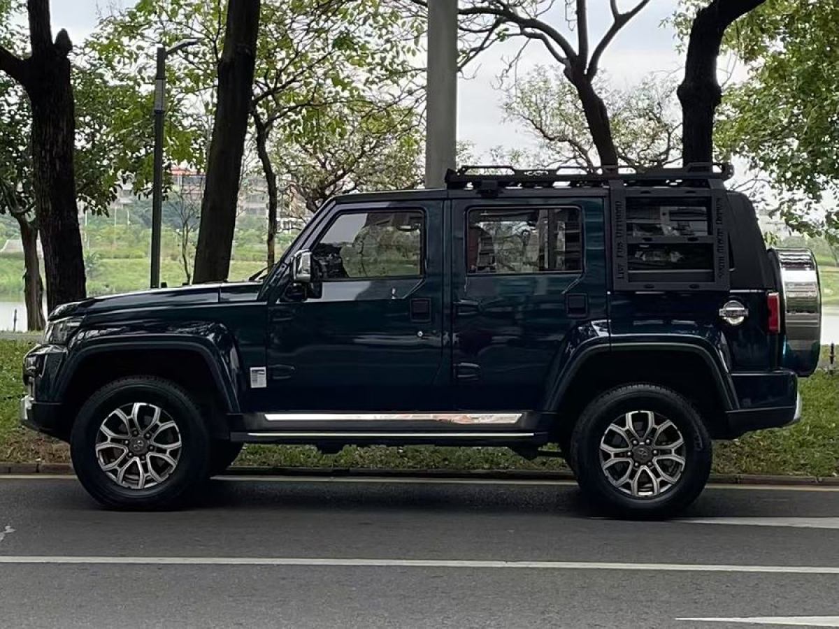 北京 BJ40  2019款 2.3T 自動四驅(qū)城市獵人版尊享型 國VI圖片