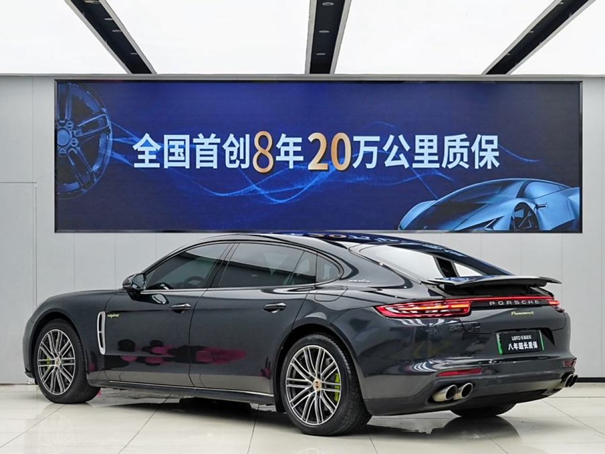 2018年8月保時(shí)捷 Panamera新能源  2017款 Panamera 4 E-Hybrid 行政加長(zhǎng)版 2.9T