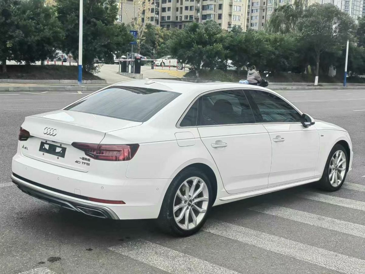 奧迪 奧迪A4L  2020款 35 TFSI 時(shí)尚動(dòng)感型圖片