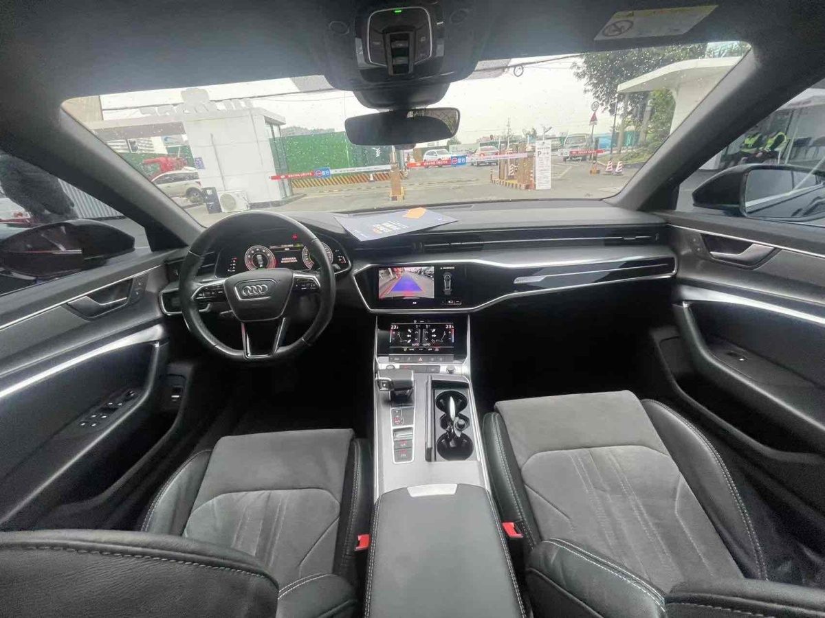 奧迪 奧迪A6L  2022款 45 TFSI 臻選動感型圖片