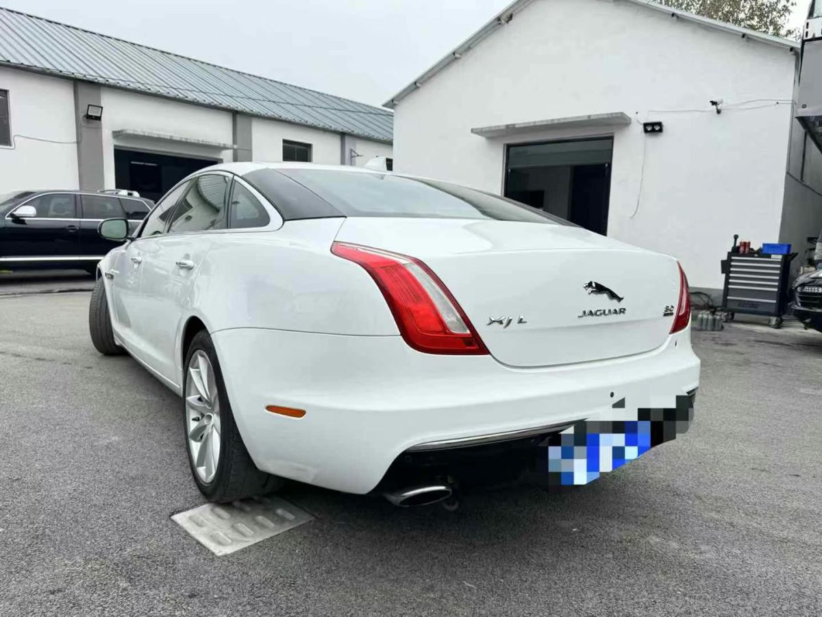 捷豹 XJ  2016款 XJL 3.0 SC 兩驅(qū)典雅商務(wù)版圖片