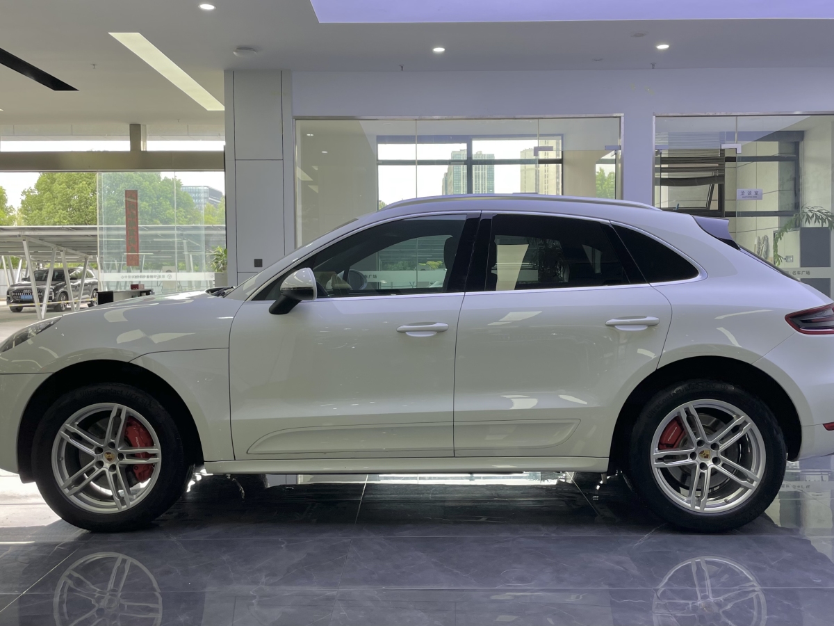 保時(shí)捷 Macan  2016款 Macan Turbo 3.6T圖片