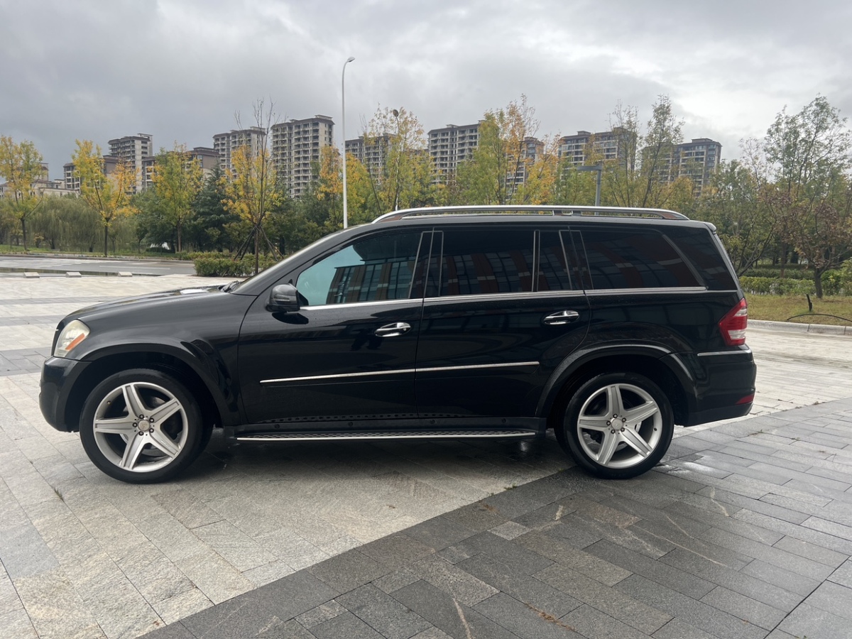 2011年11月奔馳 奔馳GL級  2008款 GL 550 4MATIC