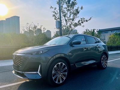 2022年2月 長(zhǎng)安 長(zhǎng)安UNI-K 2.0T 尊貴型圖片