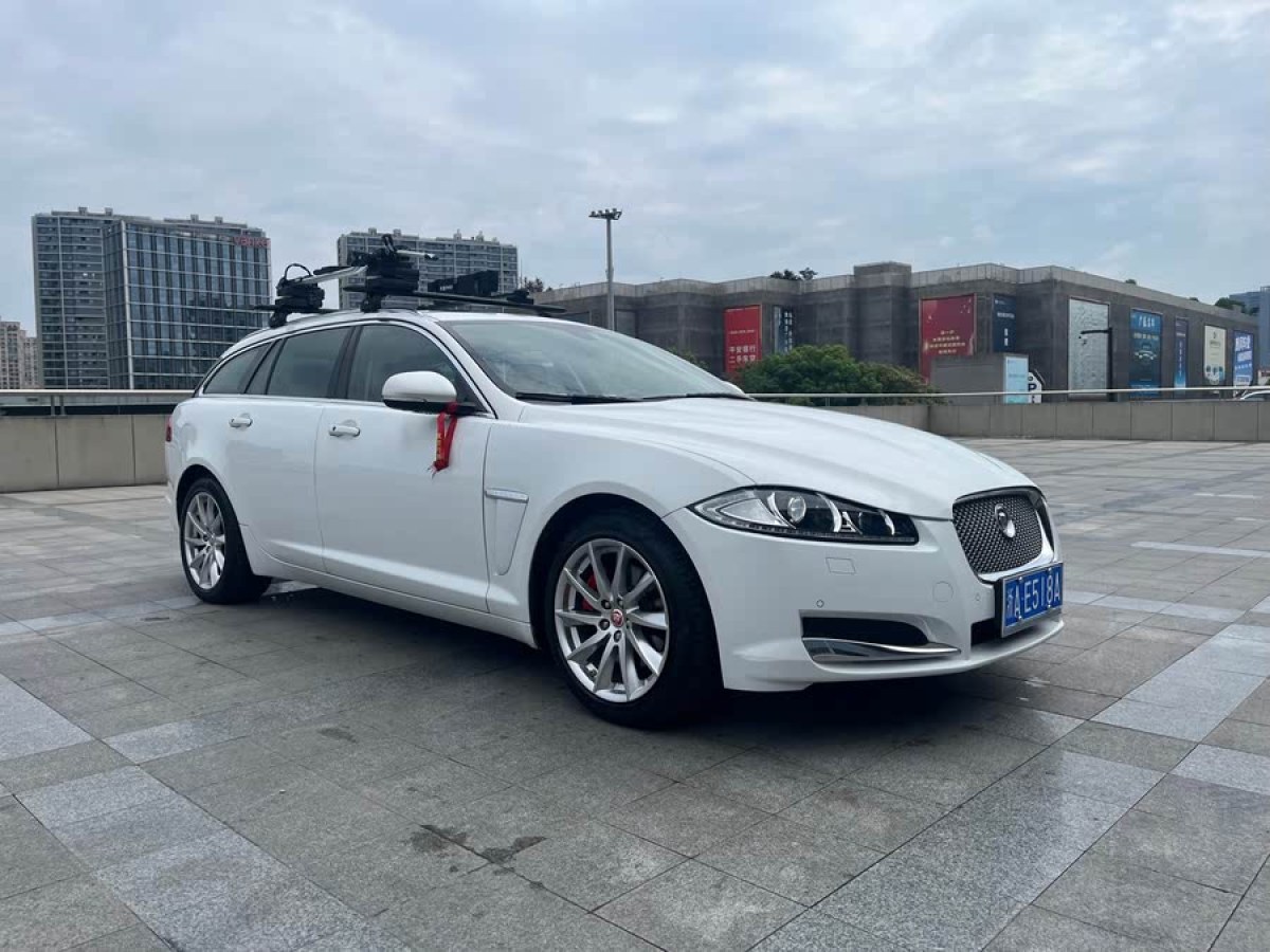 捷豹 XF  2015款 XF 2.0T Sportbrake 豪華版圖片