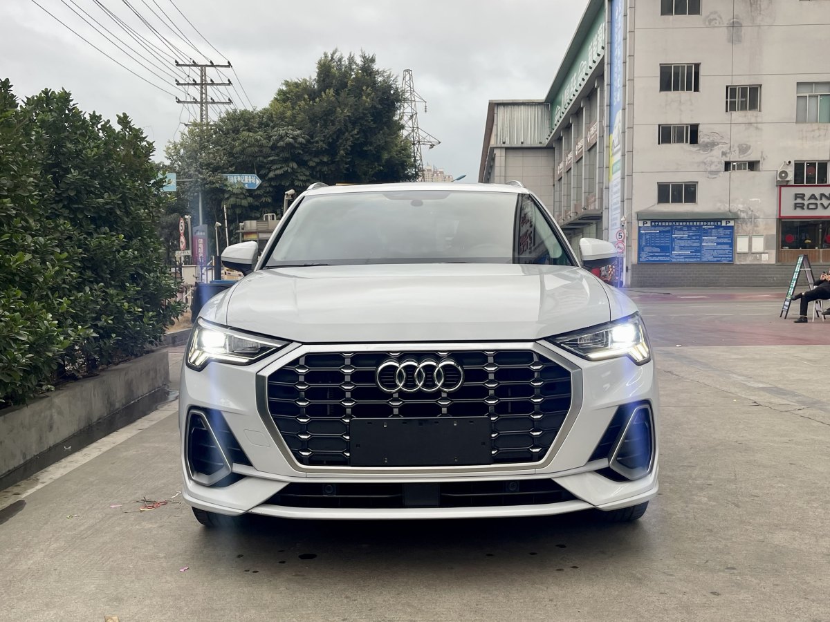 奧迪 奧迪Q3  2024款 35 TFSI 進(jìn)取動感型圖片