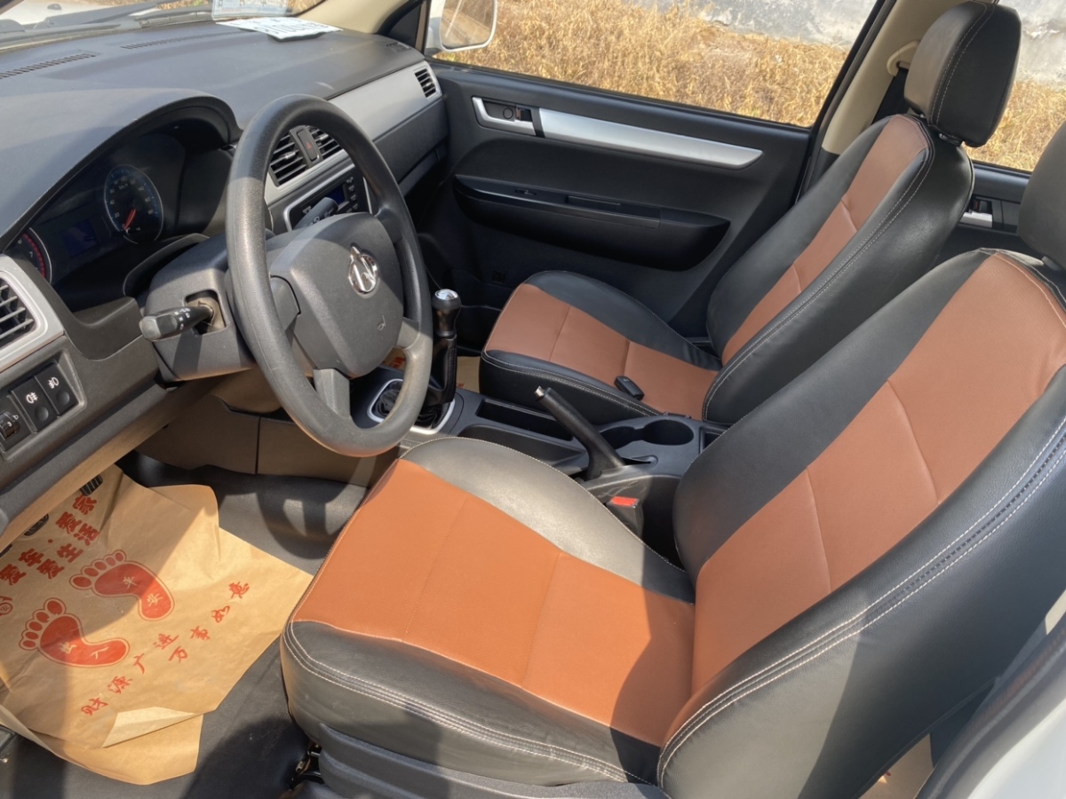 长安轻型车 神骐F30  2019款 1.5L标准版国VI双排短轴DAM15KL图片