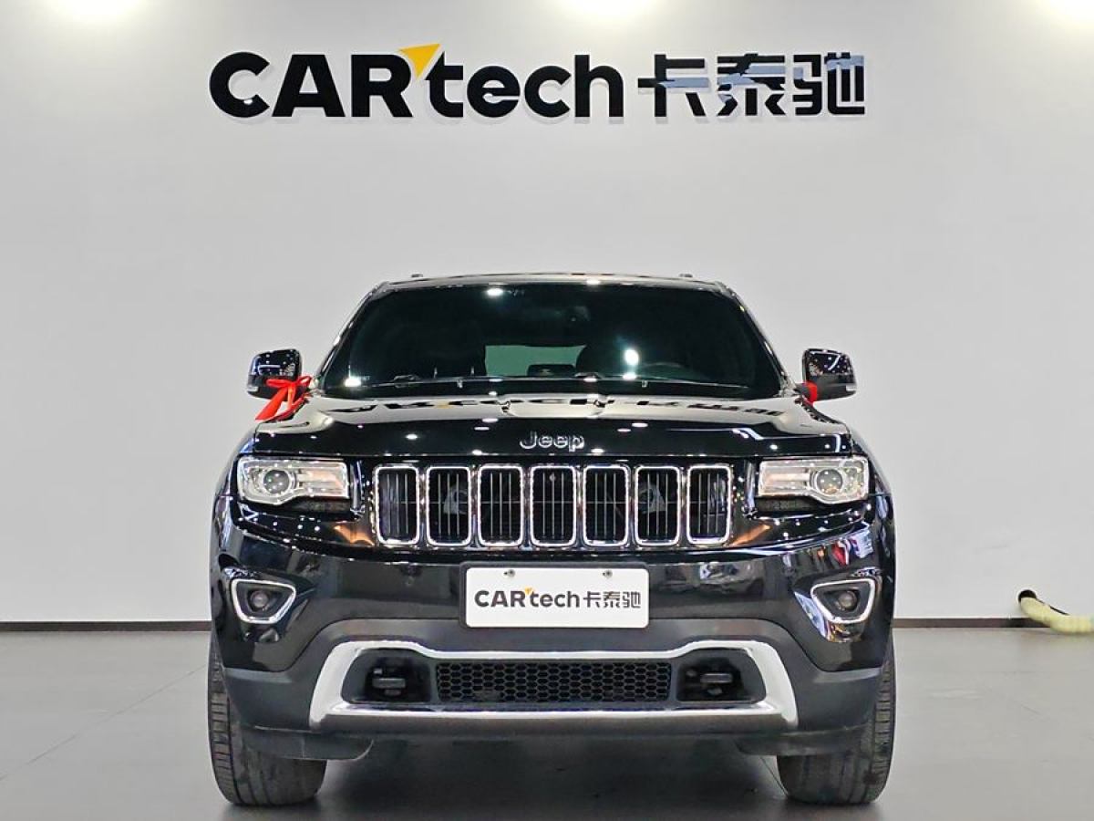 Jeep 大切諾基  2014款 3.6L 精英導(dǎo)航版圖片